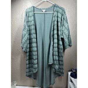 LuLaRoe Lindsay Wrap Short Sleeve Open Front Stretch Kimono Top Size Small